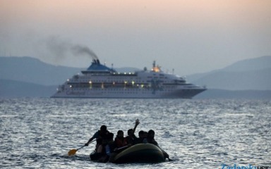 Humanitarni brod odbija napustiti talijansku luku