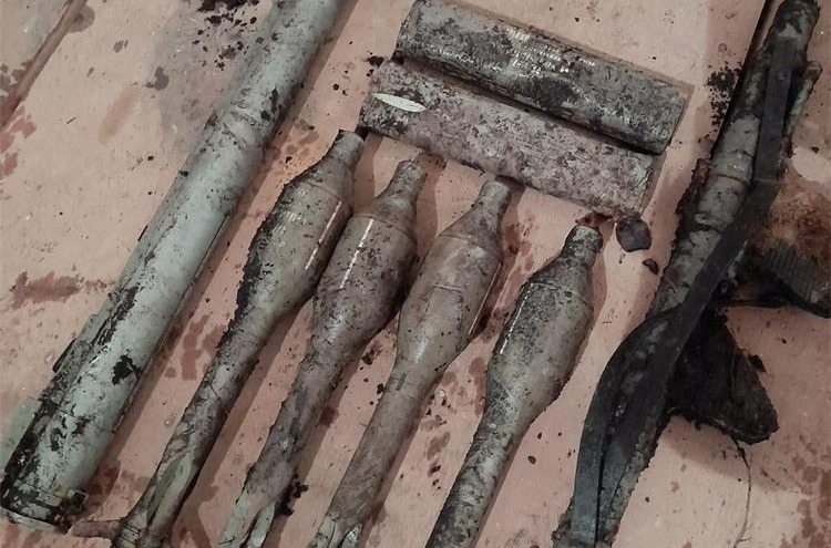 U Lici opet pronađen eksplozivni arsenal, lopovi kradu čak i kuhinjske krpe