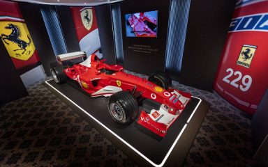 Schumacherov Ferrari iz 2003. postigao rekordnu cijenu za jednu Formulu 1 na aukciji