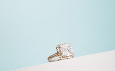Muškarac pronašao dijamantni prsten vrijedan 40.000 dolara. Vratio ga vlasniku