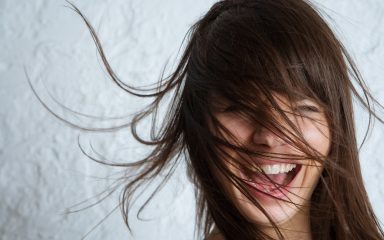 Frizer otkriva 5 najvažnijih koraka za zdravu kosu