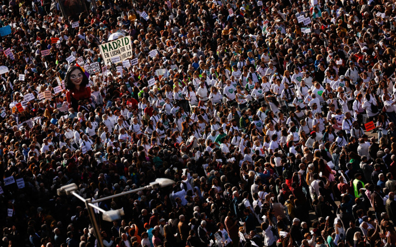 Oko 200 tisuća ljudi prosvjedovalo protiv reforme javnog zdravstva