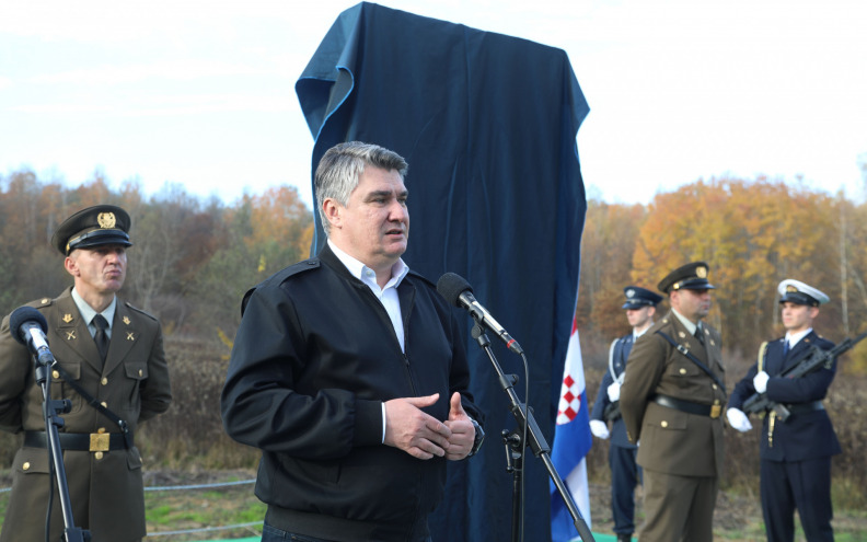 Milanović otkrio spomenik za Bošnjake koje su ubili srpski pobunjenici