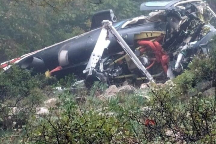 Na jugu Italije pao helikopter, osmero poginulih