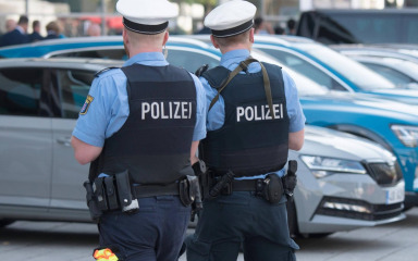 Nijemac osuđen zbog ekstremističkih pisama