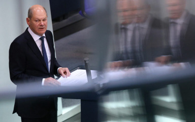 Scholz branio politiku svoje Vlade u Bundestagu