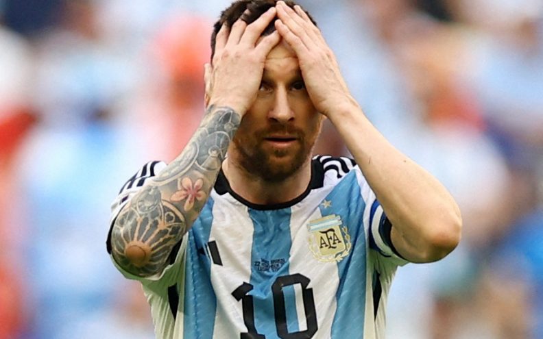 Argentinski mediji  strahuju da bi Leo Messi mogao biti kažnjen uoči Hrvatske, FIFA je pokrenula disciplinski postupak
