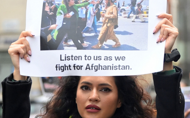Deseci prosvjednica u Afganistanu protiv zabrane obrazovanja za žene