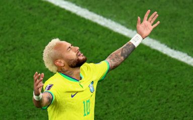 Neymar dostigao Pelea na vrhu ljestvice Selecaoa, obojica su zabila po 77 pogodaka za reprezentaciju