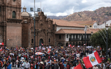 Zbog prosvjeda u cijeloj državi, brojni turisti ostali zarobljeni u Machu Pichuu