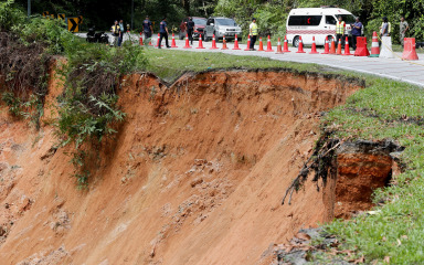 U klizištu terena poginulo osam ljudi, a pedesetak ih se smatra nestalima