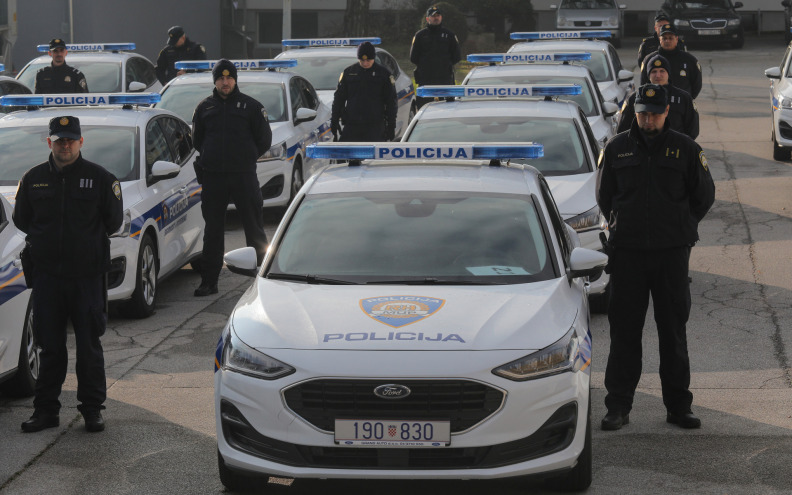 Policija dobila novih 175 automobila u sklopu obnavljanja voznog parka