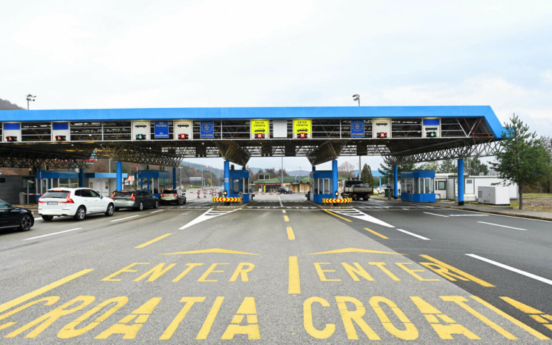 Na granici uhićeni hrvatski državljani zbog radioaktivnog materijala u autu