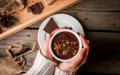 Brzi recept za vruću čokoladu s pravom čokoladom
