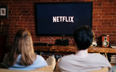 Britanci zabranili dijeljenje lozinke za Netflix