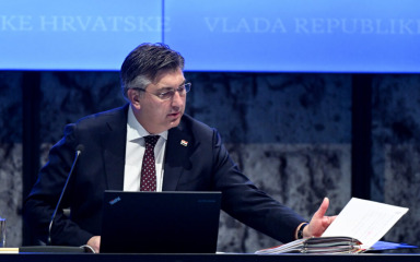 Plenković otklonio pitanje odgovornosti ministra obrane za pad MIG-a