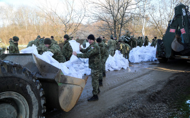 Hrvatska vojska nastavlja pomagati poplavljenom području