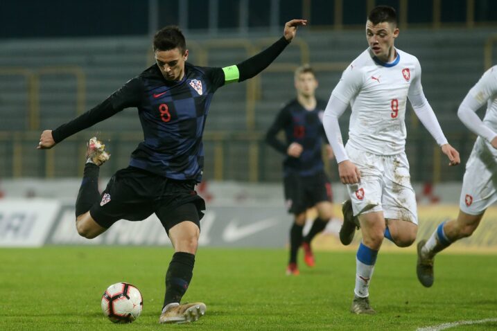Hrvatski veznjak asistirao u pobjedi Bologne, Vlašić odigrao cijeli susret u iznenađujućem porazu Torina
