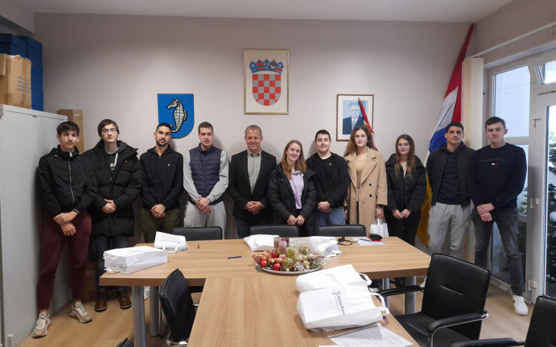 Općina Privlaka dodijelila deset novih stipendija