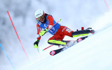 Ljutić u igri za slalomsko odličje, Popović 12., Shiffrin u vodstvu