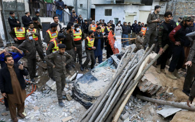Novi napad islamističkih militanata: Bombaš samoubojica u džamiji ubio 47 ljudi