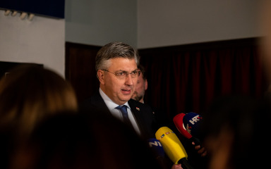 Plenković: Milanović zagađuje javni prostor i vodi mrziteljsku politiku protiv HDZ-a