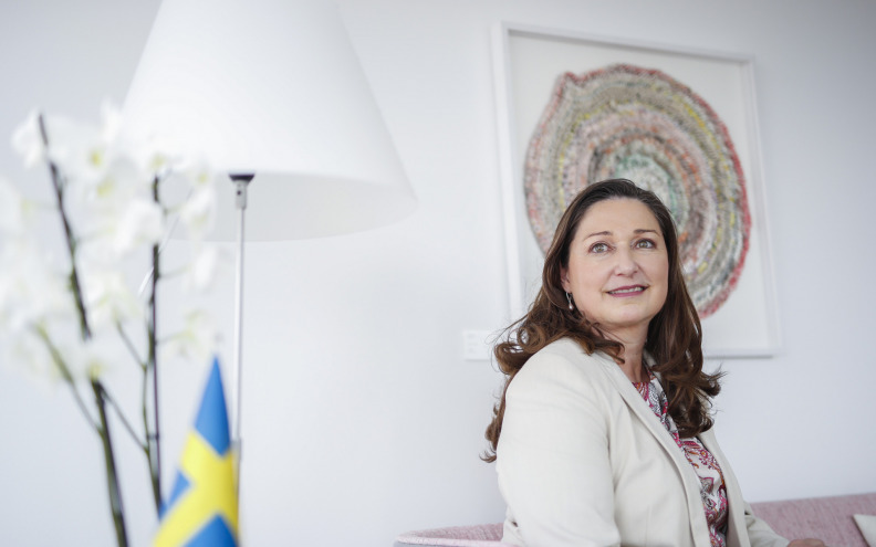 Švedska veleposlanica upozorava kako bi se Rusija u budućnosti mogla sukobiti sa čitavim NATO-om