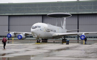 NATO će premjestiti izviđačke zrakoplove u Rumunjsku