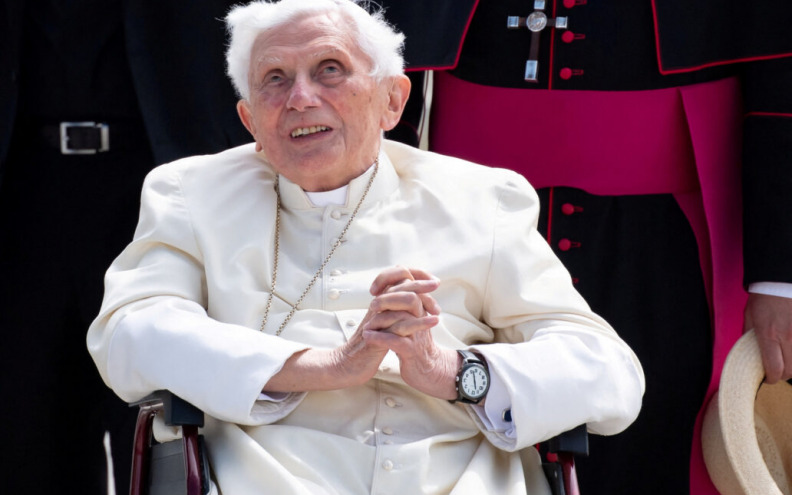 Na HTV4 izravan prijenos pogreba pape emeritusa Benedikta XVI.