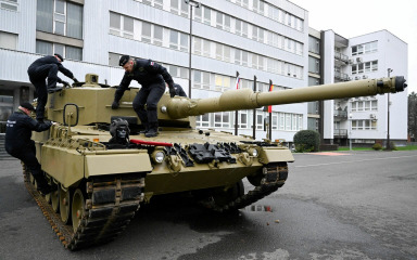 Još nema dogovora oko slanja njemačkih tenkova u Ukrajinu