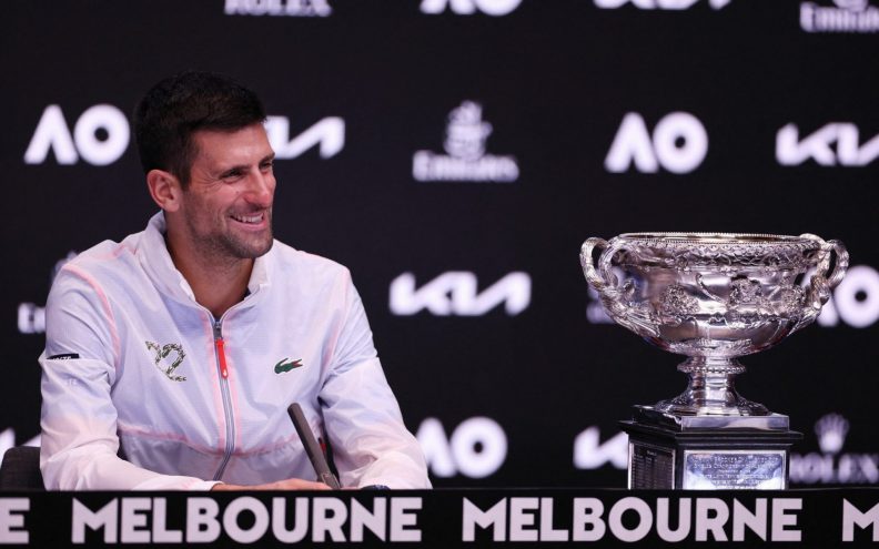 Organizatori Australia Opena ušutkali sumnjičave australske medije: “Nole je osvojio turnir s poderotinom na loži”