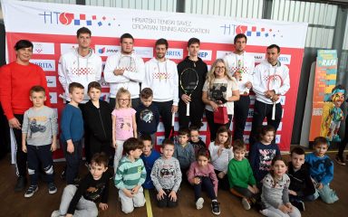 VIDEO/FOTO Hrvatski Davis cup reprezentativci družili su se najmlađima u dvorani na Zametu