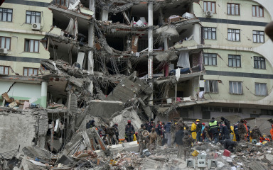 Zbog urušavanja tisuća zgrada u potresu u Turskoj uhićuju građevinare