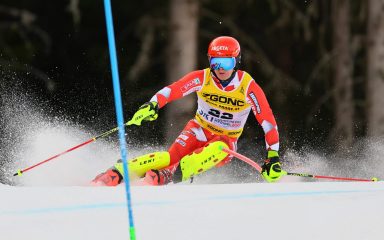 Austrijanac Feller vodeći nakon prve vožnje slaloma, od četiri hrvatska predstavnika samo Filip Zubčić među prvih 30