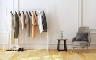 Minimalistička moda: što je, kako je postići i je li moguće toliko reducirati garderobu