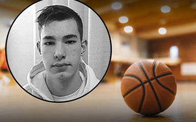 Tragedija u Rijeci. Nakon dan i pol u komi, preminuo mladi košarkaš koji se srušio na utakmici juniora