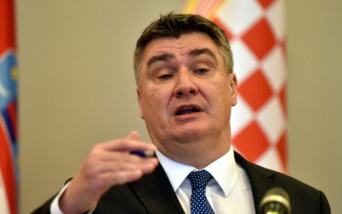 Milanović pričao da će smanjiti troškove ureda, a “prešišao” Kolindu po broju dužnosnika