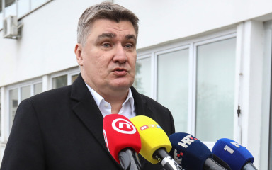 Milanović: “Kupujemo oružje od Francuza i Nijemaca, očekujem da daju krv za nas u Zambiji”