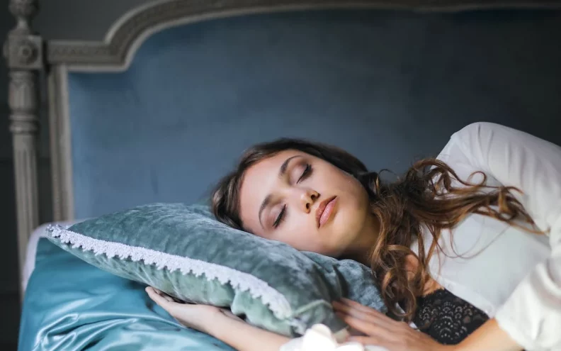 Je li stavljanje lovorovog lista ispod jastuka savršen trik za spavanje? Prakticirali su ga još i stari Rimljani