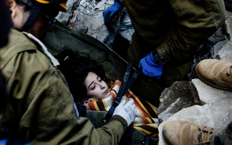 Sedmogodišnja djevojčica spašena nakon 95 sati pod ruševinama