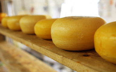 Opozvan Kravlji sir s tartufima zbog moguće kontaminacije listerijom