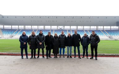 Predsjednik HNS-a obišao novi stadion i kamp Osijeka: “Impresioniran sam i jedva čekam prvu utakmicu reprezentacije”