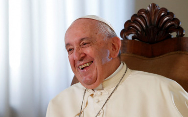 Papa:” Ako ću ići u Ukrajinu, idem u Rusiju, drugačije ne može”