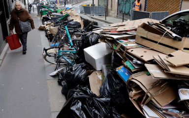 Na ulicama “Grada svijetla” nalazi se deset tisuća tona smeća