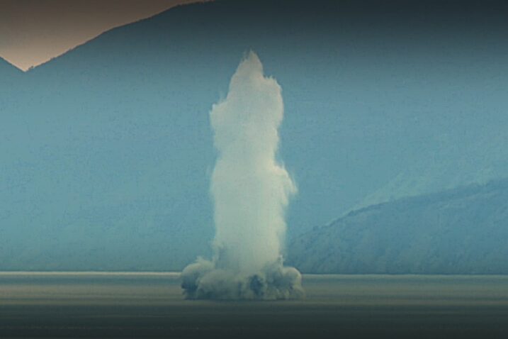 Digla se velika gljiva: Pogledajte trenutak detonacije mine u Riječkom zaljevu