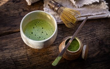 10 uistinu dobrih razloga zašto piti matcha čaj