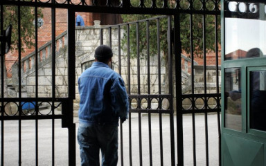 Hrvatska mora platiti 12.200 eura muškarcu kojeg je u zatvoru držala u ponižavajućim uvjetima