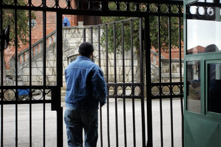 Hrvatska mora platiti 12.200 eura muškarcu kojeg je u zatvoru držala u ponižavajućim uvjetima